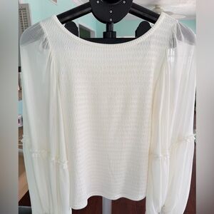 NWT by Anthropology Women’s Elegant White Women's Top size Medium lightweight